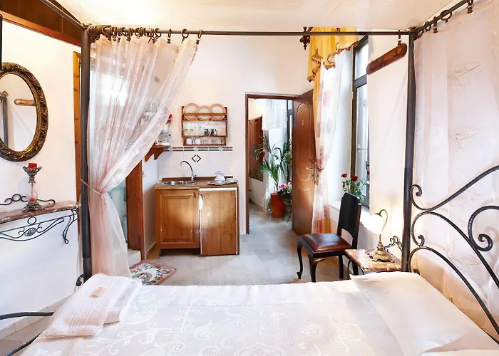 Archontiko Evgenia & Old Town Chania *