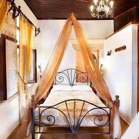 Archontiko Evgenia & Old Town Chania * خانيا