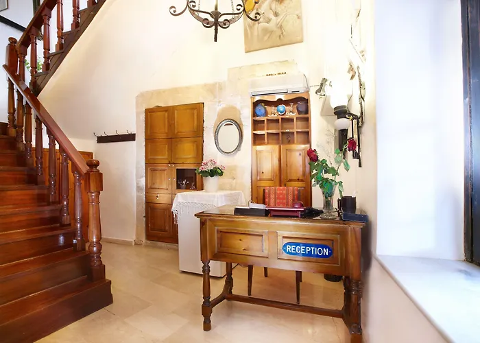 アパート Archontiko Evgenia & Old Town Chania ハニア