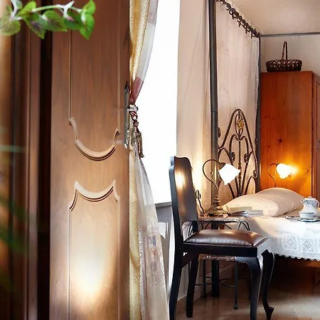 Archontiko Evgenia & Old Town Chania