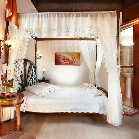 Archontiko Evgenia & Old Town Chania *