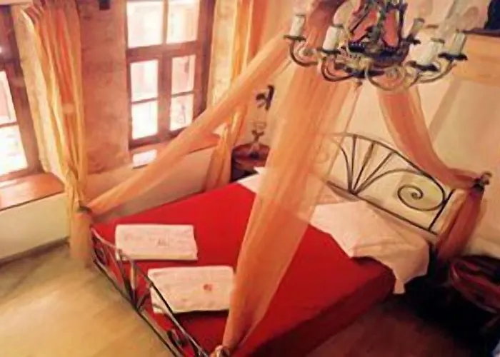 Archontiko Evgenia & Old Town Chania